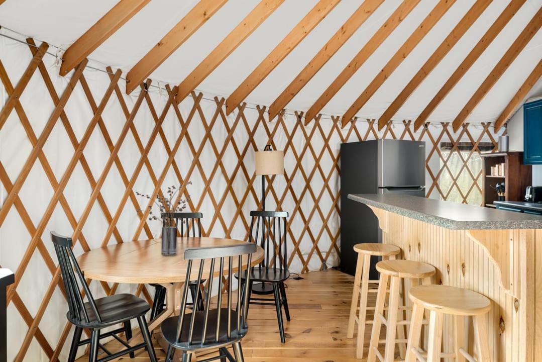 Modern Yurt W River Access, Hot Tub, Wifi & Grill Wardensville Ngoại thất bức ảnh